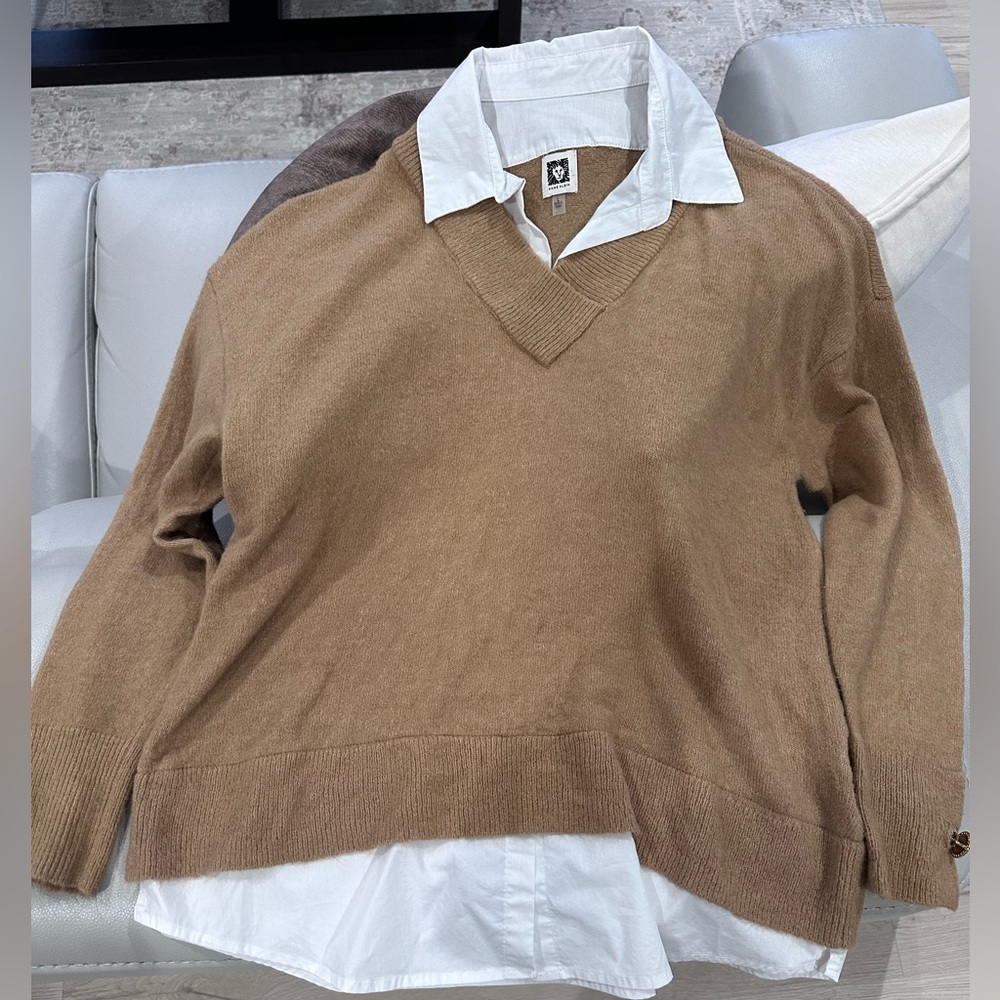 Anne Klein women’s V-Neck Brown Sweater